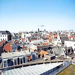 For 4 Near The Nieuwpoort