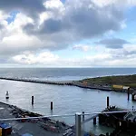 For 4 Near The Nieuwpoort