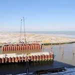 For 4 Near The Apartment