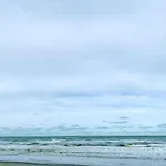 For 4 Near The Apartment